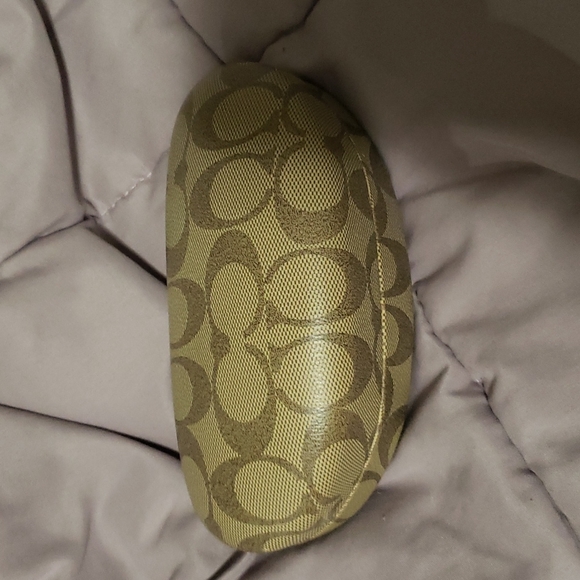 Coach Sun Glass Case Clam shell - Picture 2 of 4